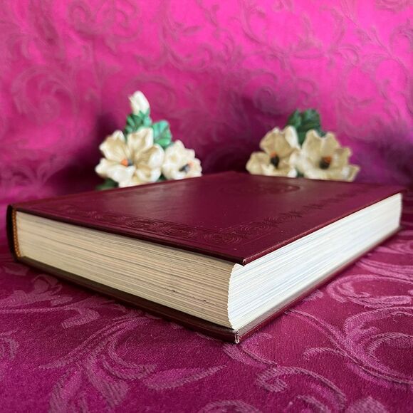 The American Peoples Encyclopedia Year Book 1963: Events of 1962. Birthday Gift! - Picture 4 of 11